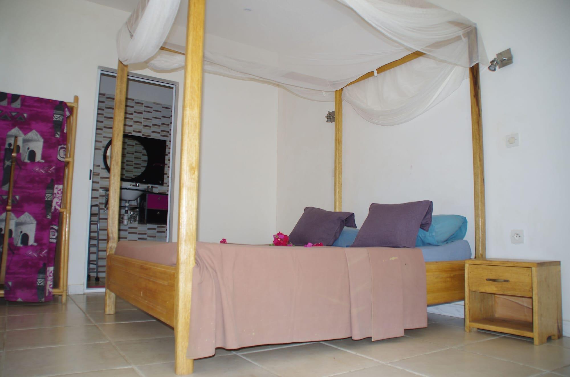 Blue Africa Hotel M'Bour Exterior photo
